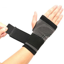 Load image into Gallery viewer, WristFit™ 3D Hand &amp; Wrist Compression Glove